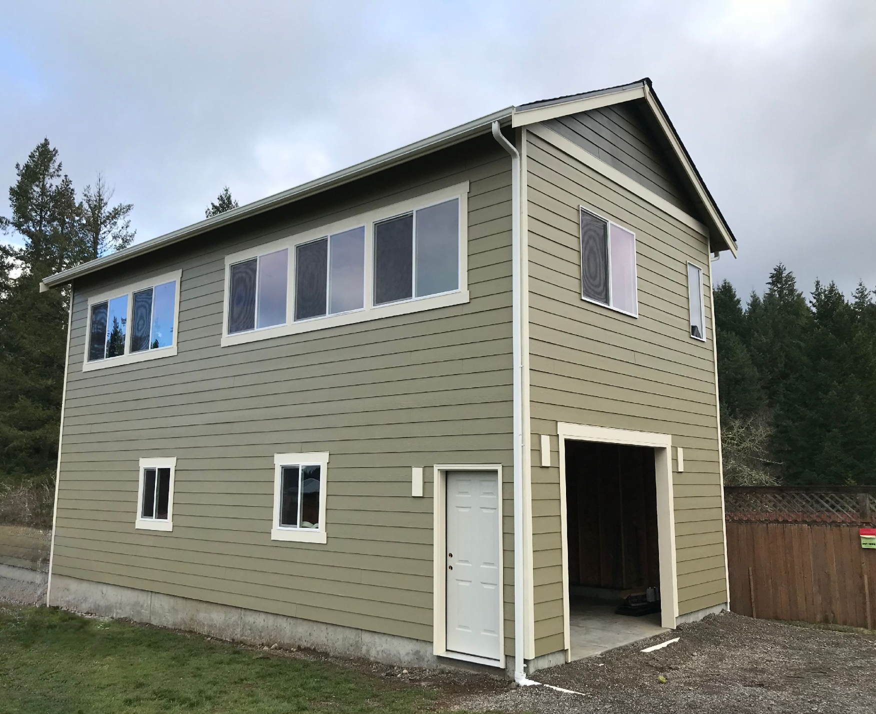 Custom Shops & Garages