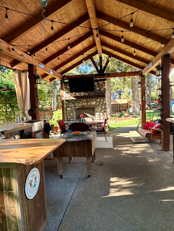 Custom Outdoor Living Space